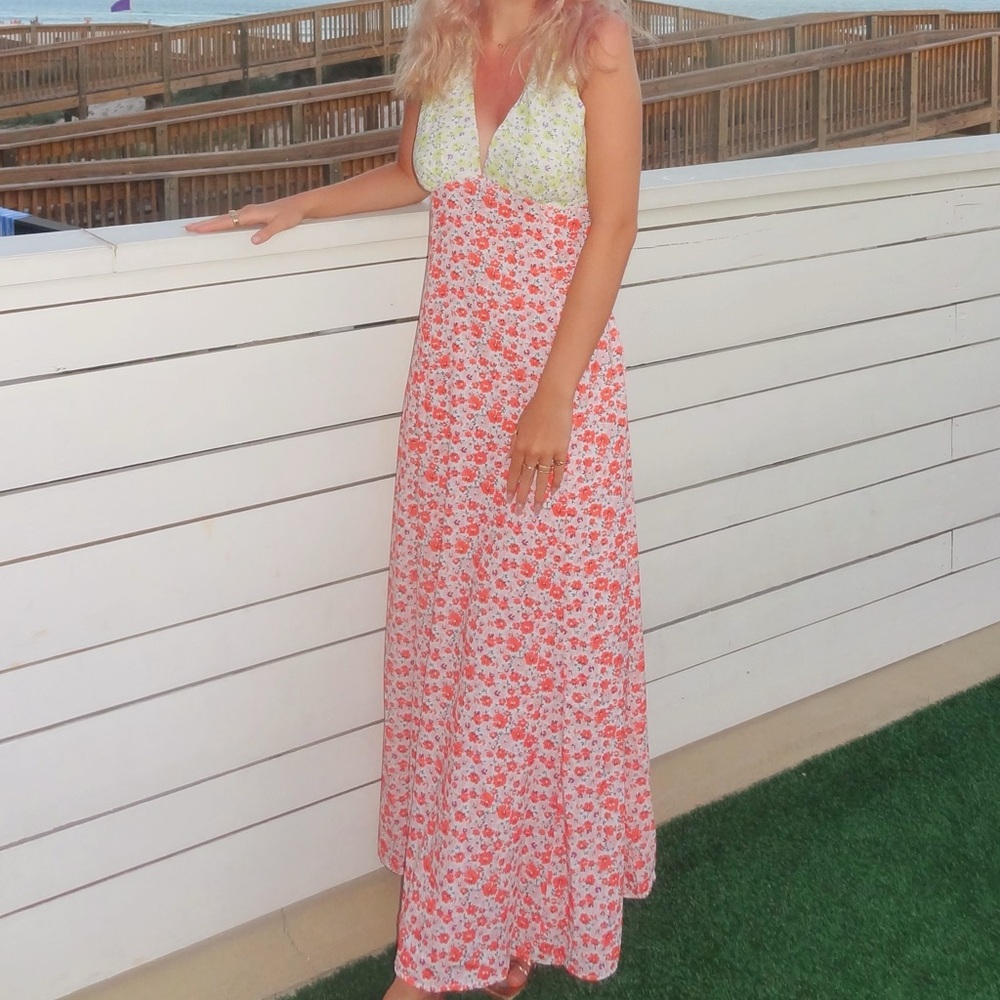 super cute maxi dress